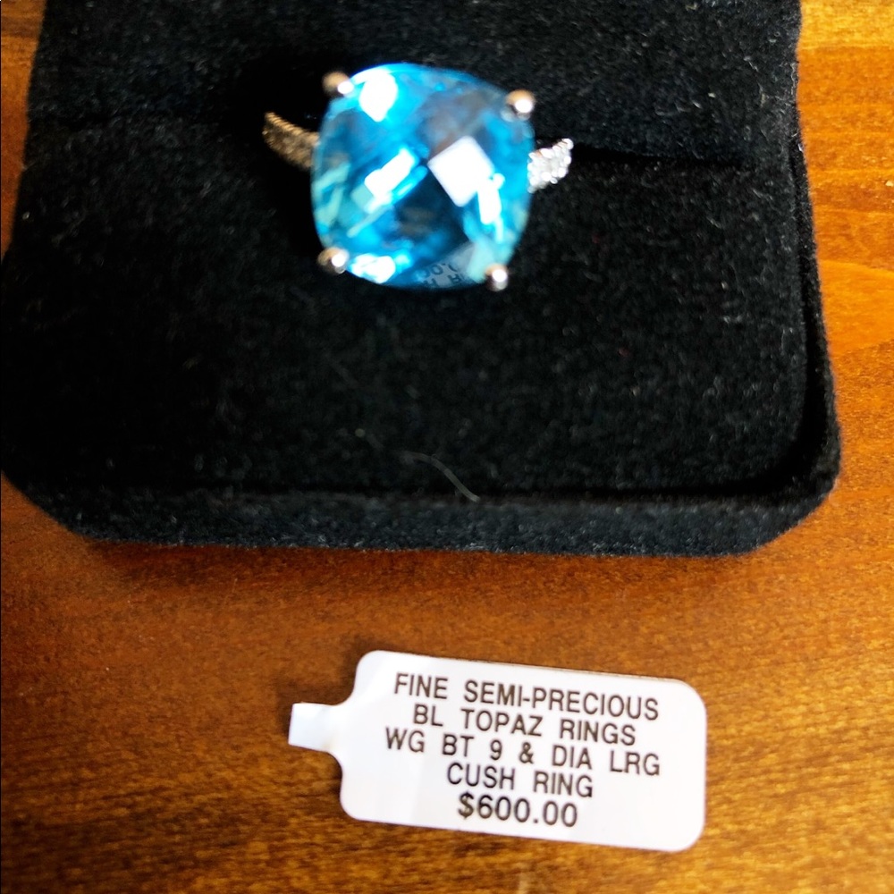 Authentic Blue Topaz Diamond Ring - image 8